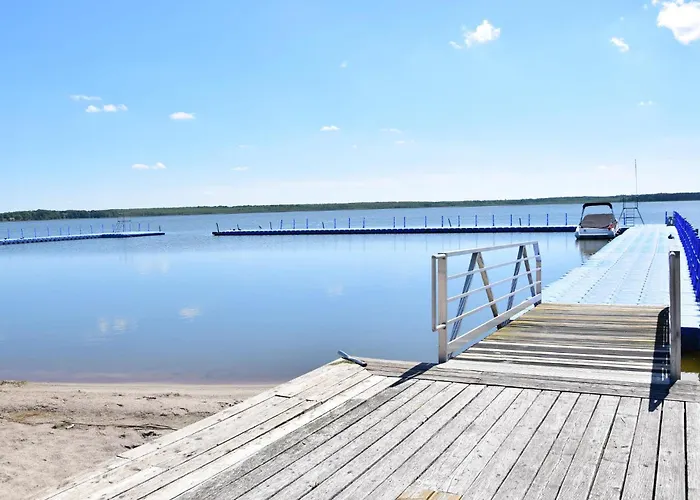 Сasa de vacaciones Awesome In Nowe Warpno